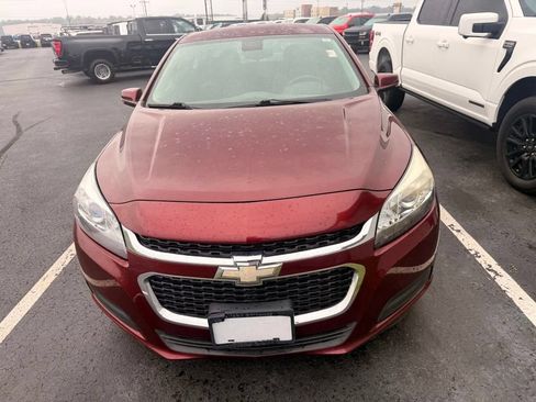 Used 2016 Chevrolet Malibu LT FWD image 9
