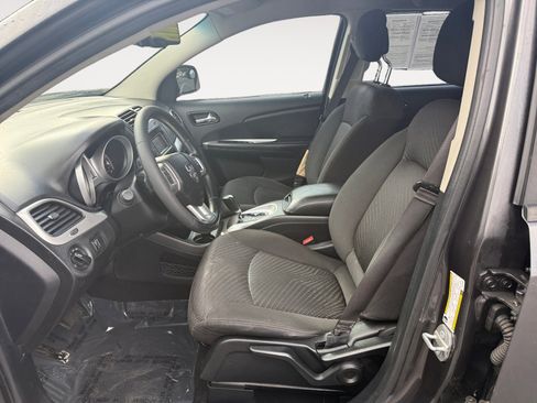 Used 2015 Dodge Journey American Value Package w/ Flexible Seating Group image 10