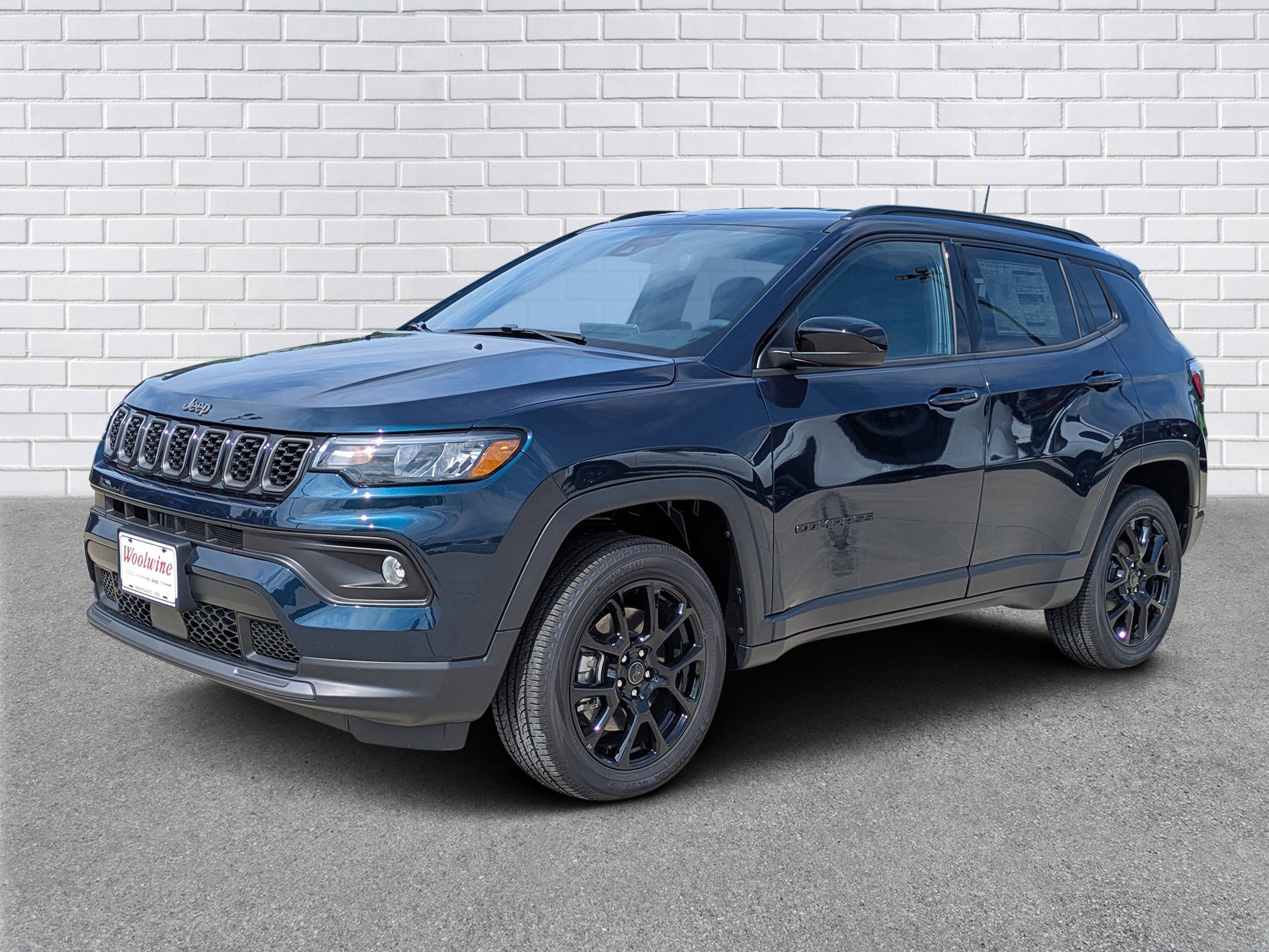 New 2026 Jeep Compass Latitude AWD/4WD image 1