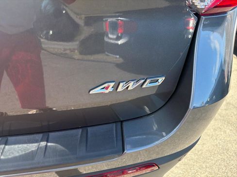 Used 2023 Ford Explorer XLT w/ Equipment Group 202A image 9