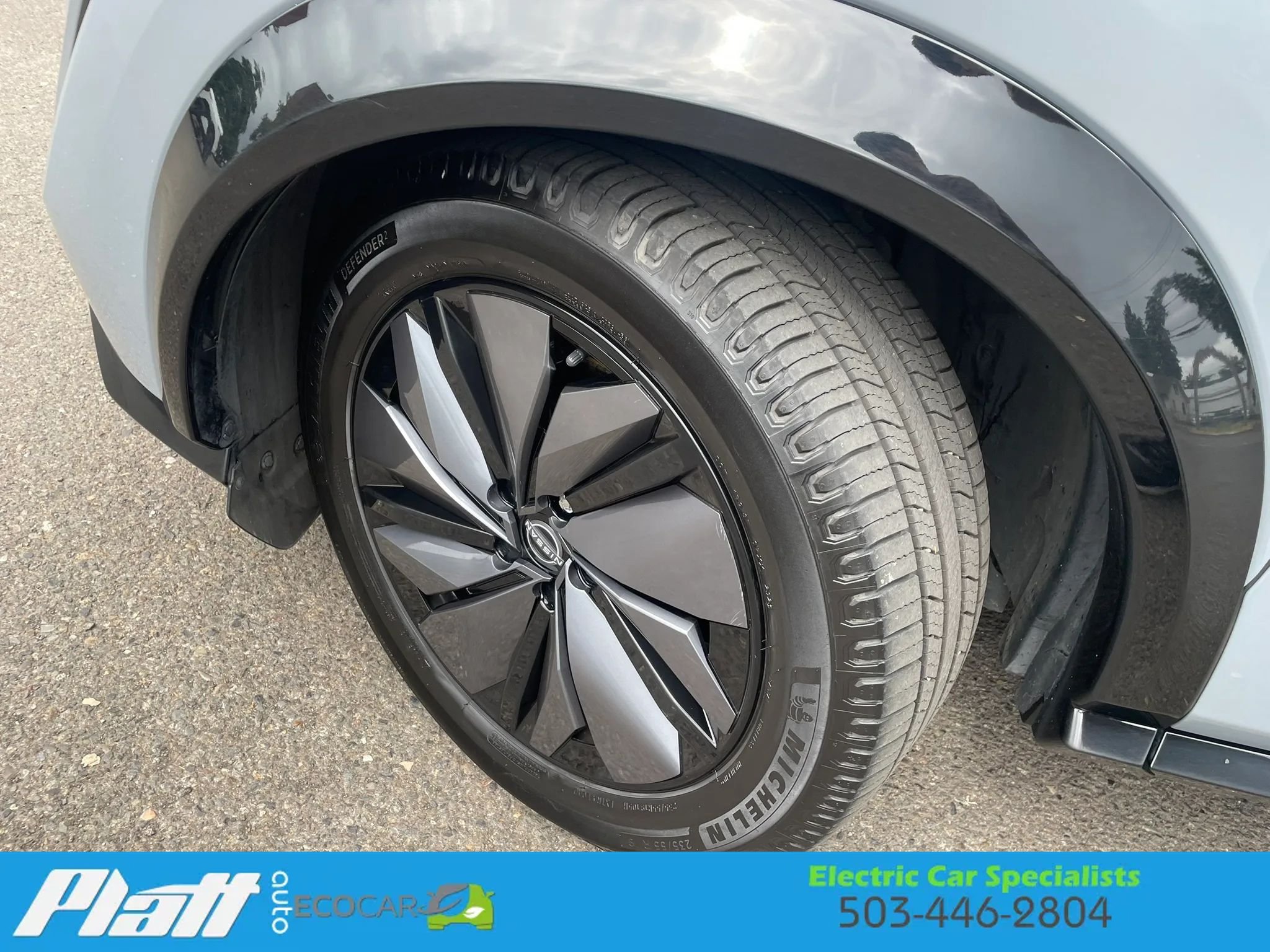 Used 2023 Nissan Ariya AWD image 18