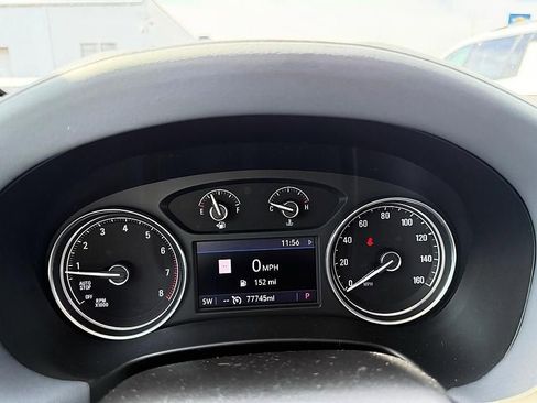 Used 2020 Buick Enclave Essence w/ Sound and Sites Package image 18