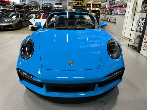 Used 2021 Porsche 911 Turbo S image 2