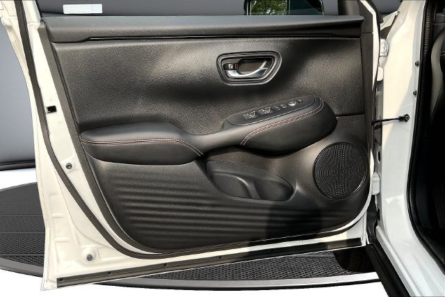 Certified 2026 Honda HR-V Sport image 21