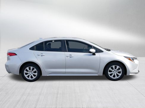 Certified 2025 Toyota Corolla LE w/ Convenience Package image 8