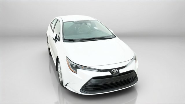 New 2027 Toyota Corolla LE w/ LE Premium Package FWD image 4