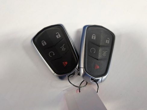 Certified 2023 Cadillac XT4 Premium Luxury w/ Cold Weather Package image 38