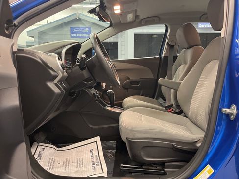 Used 2017 Chevrolet Sonic LS image 11