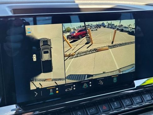 Certified 2023 Chevrolet Silverado 1500 ZR2 w/ Technology Package AWD/4WD image 21