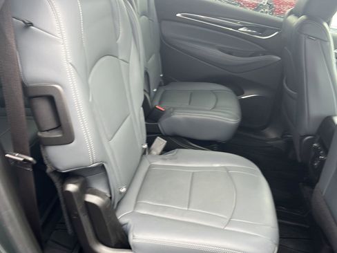 Used 2024 Buick Enclave Essence w/ Experience Buick Package AWD/4WD image 27