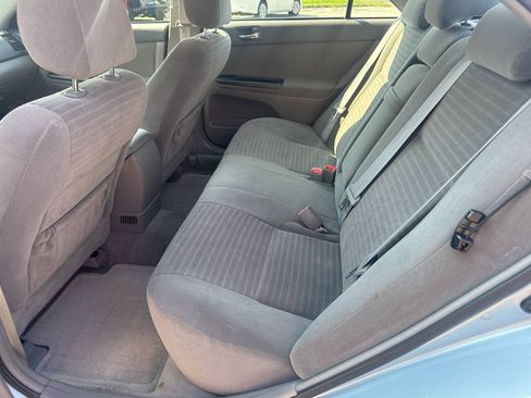 Used 2005 Toyota Camry LE FWD image 15