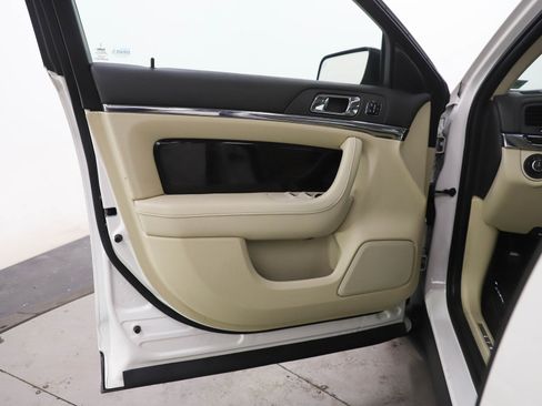 Used 2015 Lincoln MKS AWD w/ Equipment Group 101A image 16