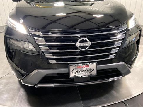 Used 2025 Nissan Rogue SL w/ Tech Package AWD/4WD image 30