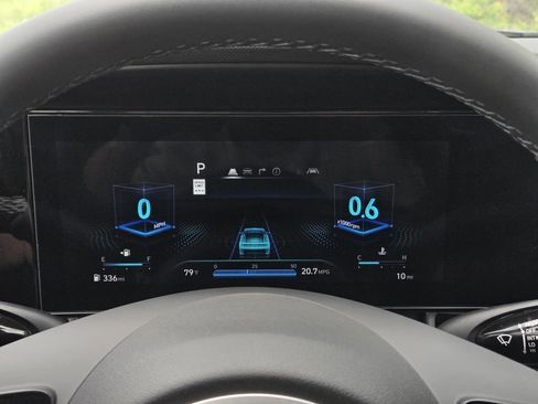 New 2026 Hyundai Elantra Limited FWD image 9