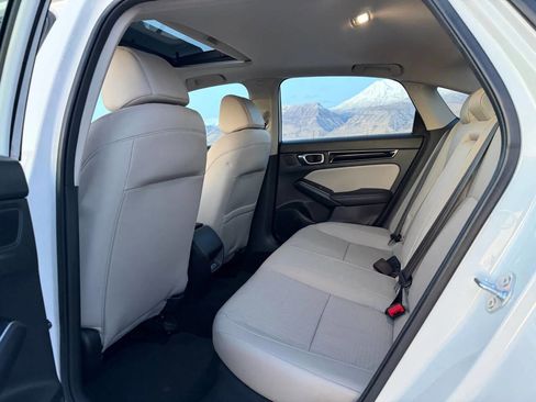 Used 2024 Honda Civic Touring image 13