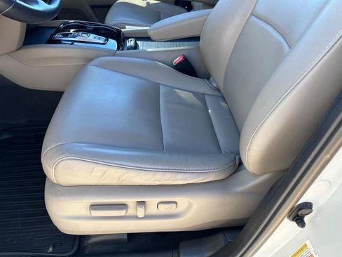 Certified 2020 Honda Pilot Touring image 24