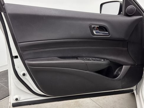 Used 2018 Acura ILX image 11