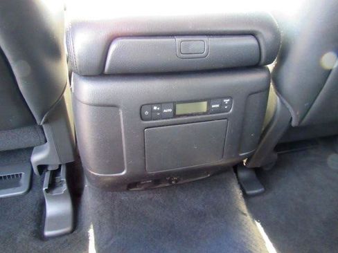 Used 2021 Nissan Armada SL image 34