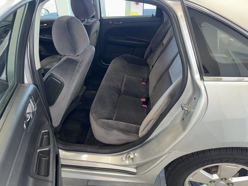 Used 2011 Chevrolet Impala LT image 27