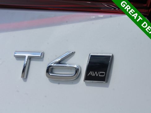 Used 2020 Volvo S60 T6 Momentum image 10