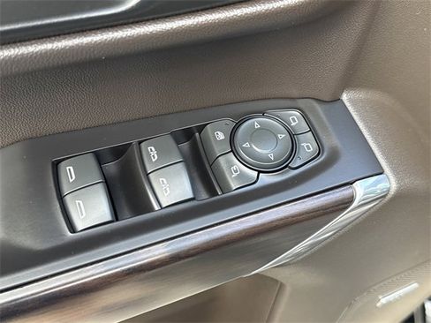 Used 2019 GMC Sierra 1500 SLT w/ SLT Premium Plus Package image 34