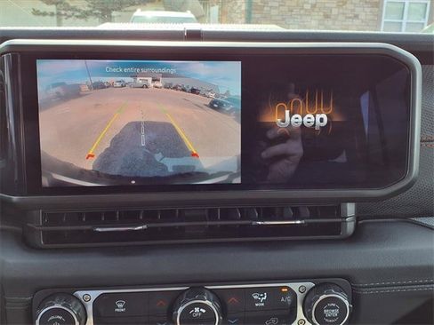 Certified 2024 Jeep Wrangler Unlimited Rubicon image 4