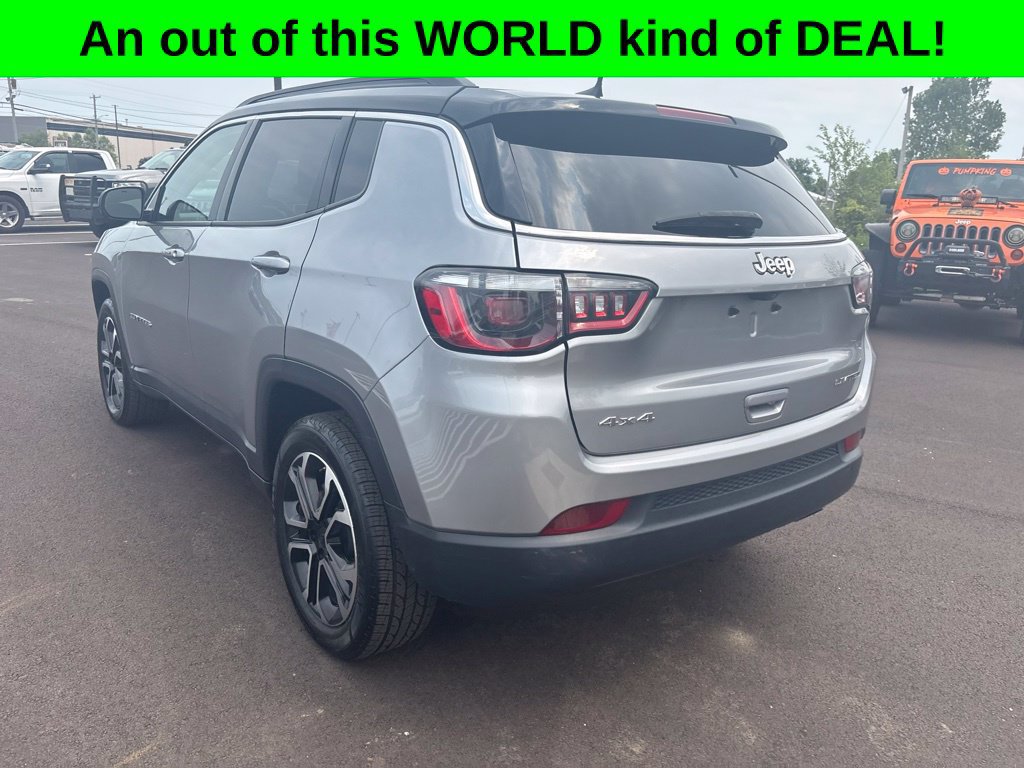 Certified 2022 Jeep Compass Limited w/ Sun and Sound Group AWD/4WD image 5