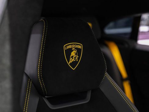 Used 2024 Lamborghini Urus Performante image 40