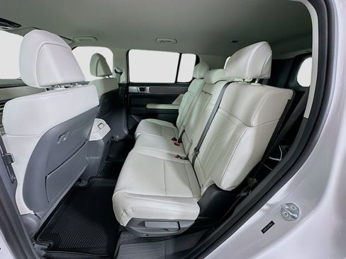 New 2026 Hyundai Santa Fe SEL image 16