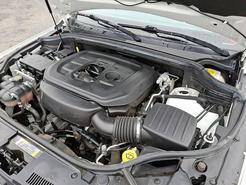 Used 2021 Jeep Grand Cherokee Laredo X image 28