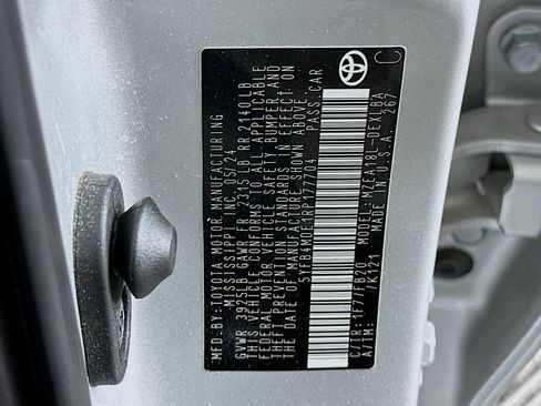 Used 2024 Toyota Corolla LE FWD image 12