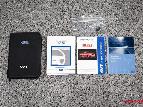 Used 2003 Ford F150 Lightning RWD image 38