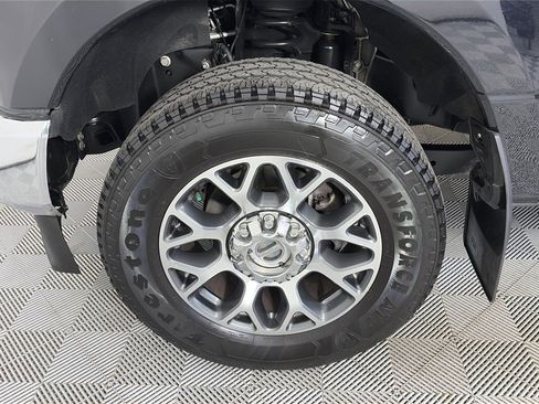 Certified 2020 Ford F350 Lariat w/ Lariat Ultimate Package image 8