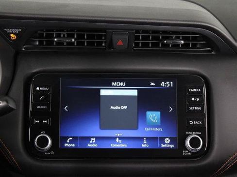 Certified 2024 Nissan Kicks SR FWD image 9