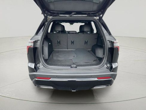 Used 2025 Chevrolet Equinox RS w/ Safety and Technology Package AWD/4WD image 9