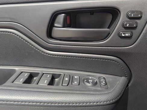 Used 2025 Honda Odyssey Sport-L image 13
