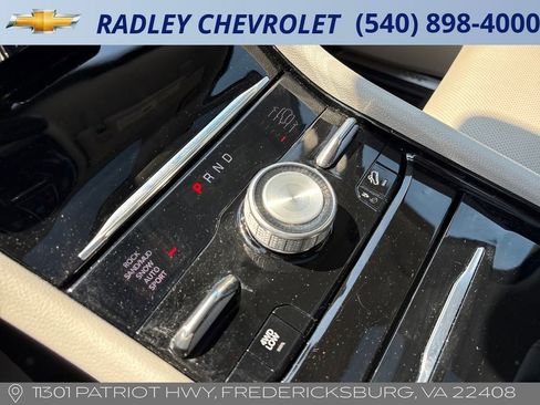 Used 2022 Jeep Grand Cherokee L Overland w/ Luxury Tech Group IV AWD/4WD image 11