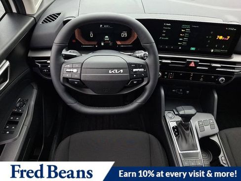 New 2026 Kia Sportage LX image 7