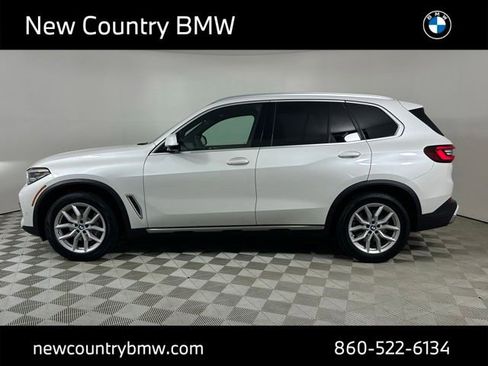 Used 2023 BMW X5 xDrive40i w/ Parking Assistance Package AWD/4WD image 4