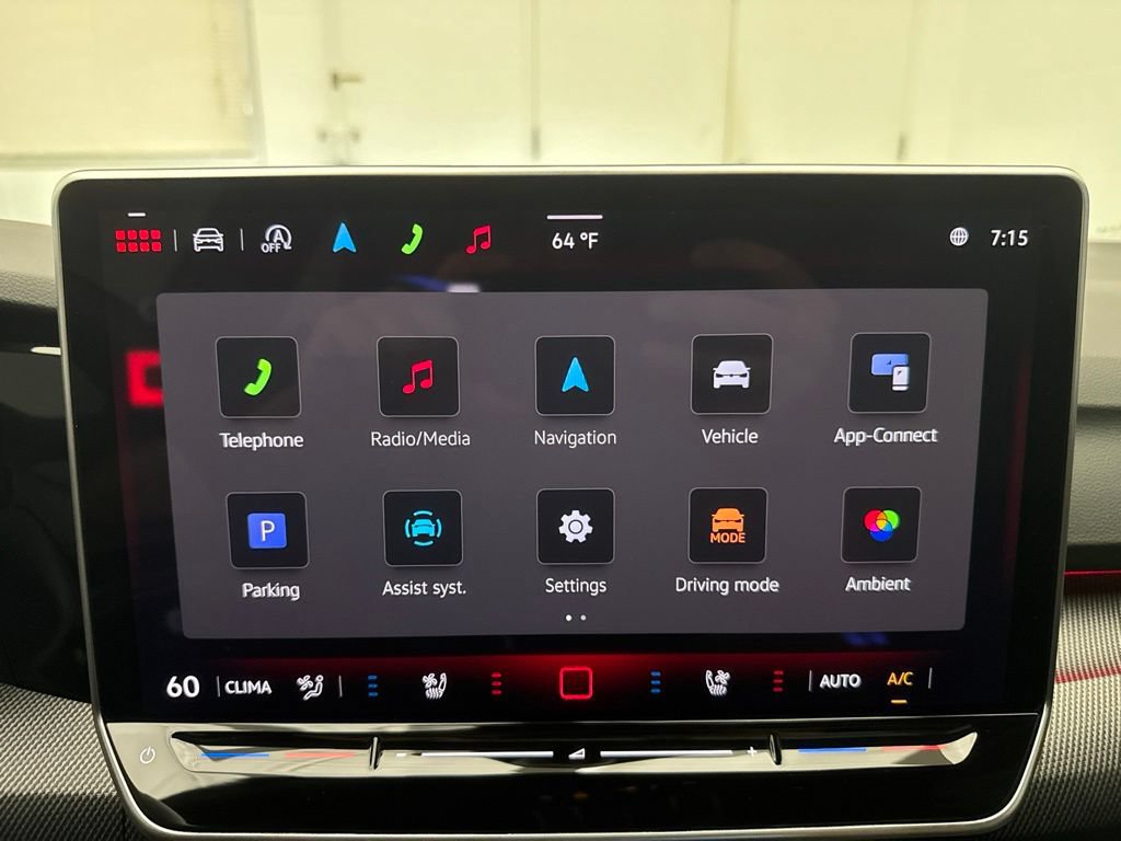 Used 2025 Volkswagen GTI SE FWD image 28