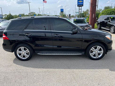 Used 2013 Mercedes-Benz ML 350 BlueTEC 4MATIC image 6