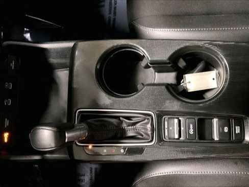 Used 2025 Honda Civic Sport image 41