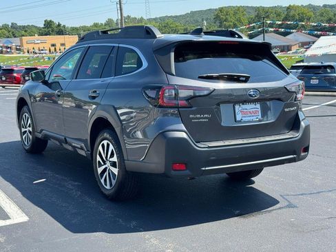 Used 2023 Subaru Outback Premium AWD/4WD image 6
