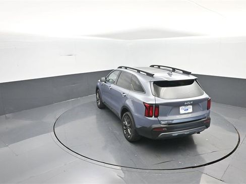 Used 2023 Kia Sorento X-Line EX image 22