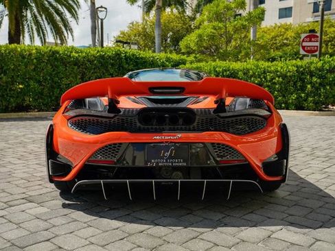 Used 2021 McLaren 765LT image 25