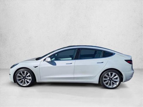 Used 2018 Tesla Model 3 Long Range image 8