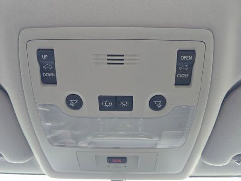 Used 2014 Lexus IS 250 image 38