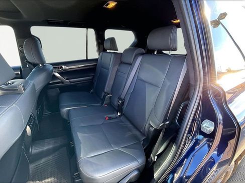 Used 2023 Lexus GX 460 Premium image 28