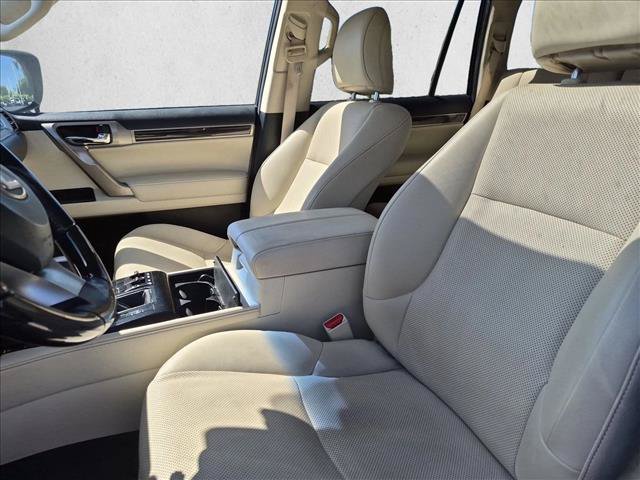 Used 2021 Lexus GX 460 Premium w/ Premium Package AWD/4WD image 14