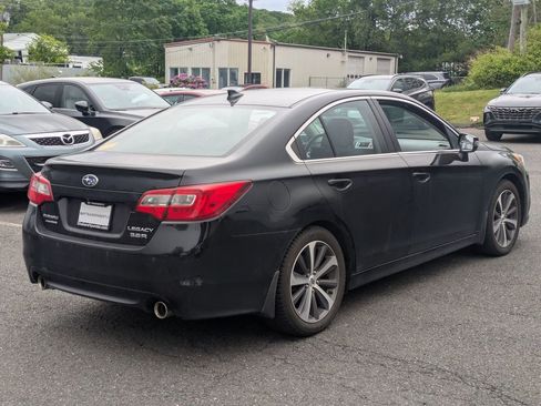 Used 2017 Subaru Legacy 3.6R Limited AWD/4WD image 2